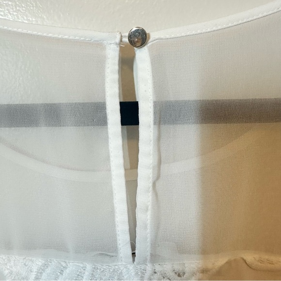 Calvin Klein Plus Size White Lace Sleeveless Top - Picture 6 of 14